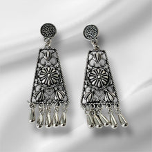 Load image into Gallery viewer, Antique Bloom Tassel Drop Earrings
