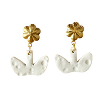 Load image into Gallery viewer, Zhuri Earrings
