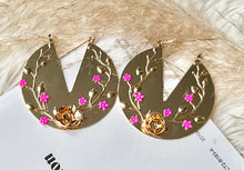 Load image into Gallery viewer, Luna Earrings
