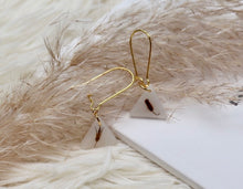 Load image into Gallery viewer, Effie Resin Earrings
