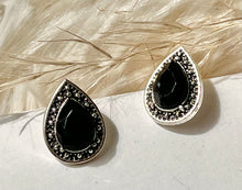 Load image into Gallery viewer, Jade Stud Earrings
