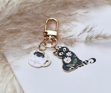 Load image into Gallery viewer, Kittie Cup Bag Charm
