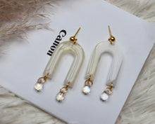 Load image into Gallery viewer, Cassia Earrings
